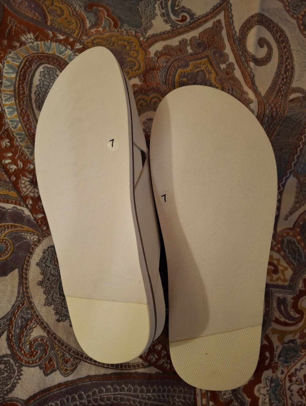 Kelsi Dagger White Crisscross Platform Slide Sandals. White - Picture 2 of 5